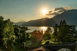 Breathe Deeper: How To Make Money Selling Canned Air from Lake Como